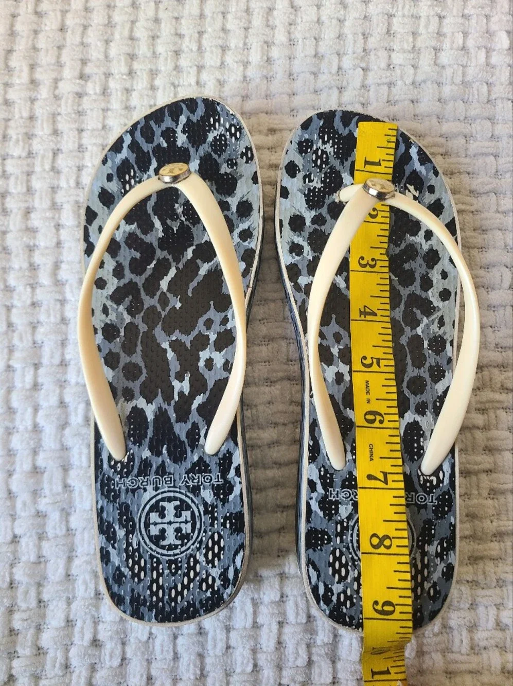 Tory Burch Leopard Print Platform Flip Flops with Cream Straps Women's Size 7
